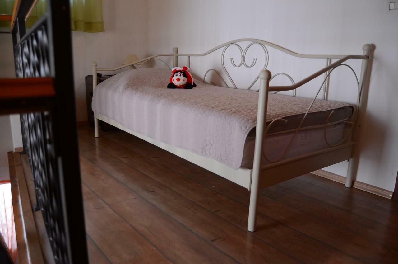 Apartment Duerose Buje Εξωτερικό φωτογραφία